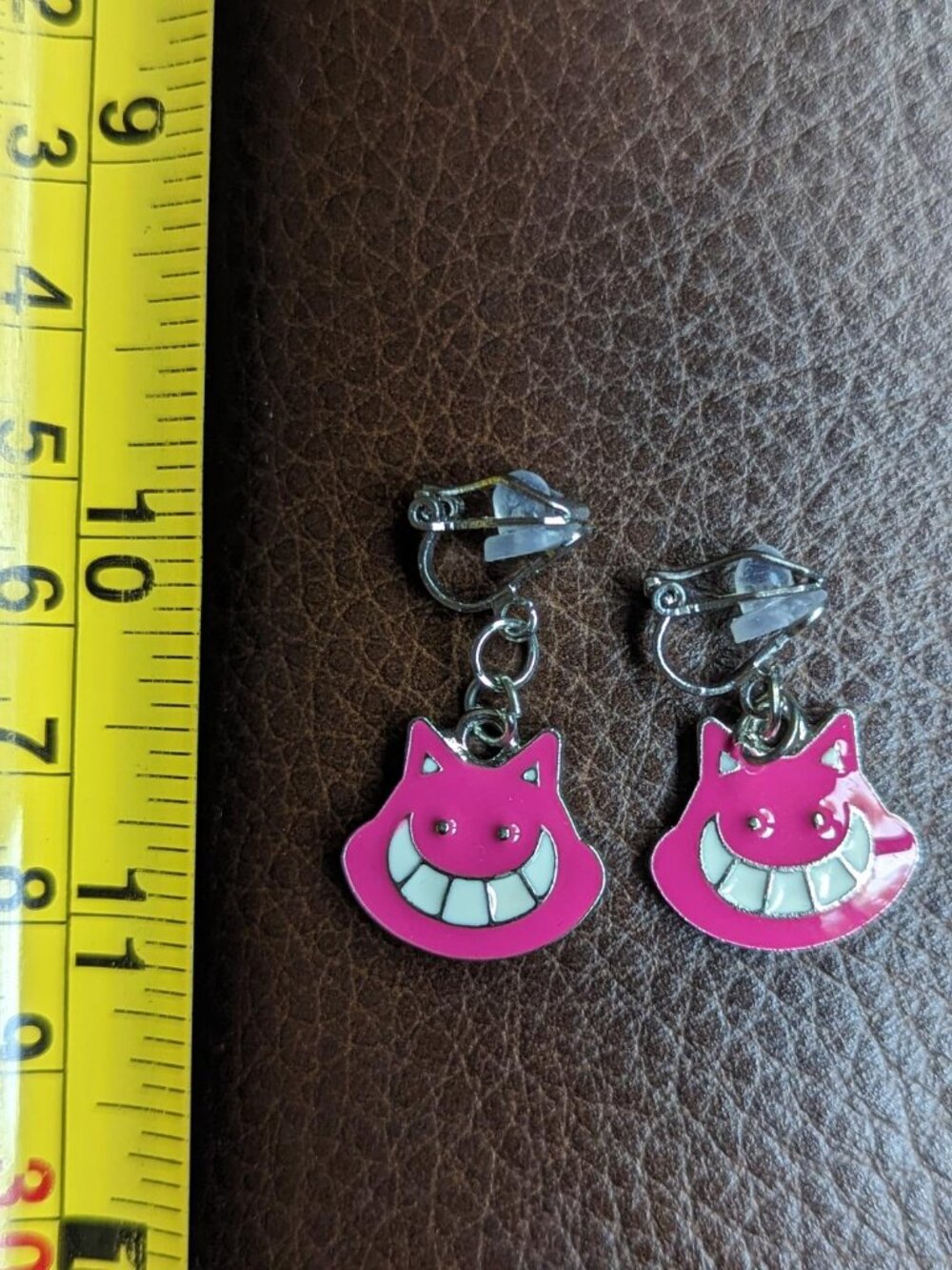 Cute Vintage Halloween Enamel Pink Smiling Evil Cat Earrings.